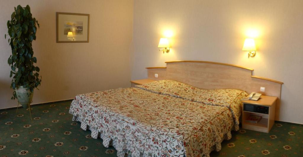 Hotel Prezydencki 3-Star Rzeszów Zimmer foto